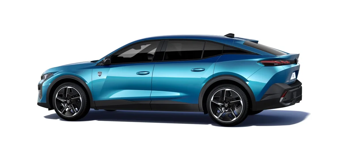 Peugeot 408 GT HYBRID Hybride 225ch Sans plomb 5 portes Bleu Obsession — visuel 2