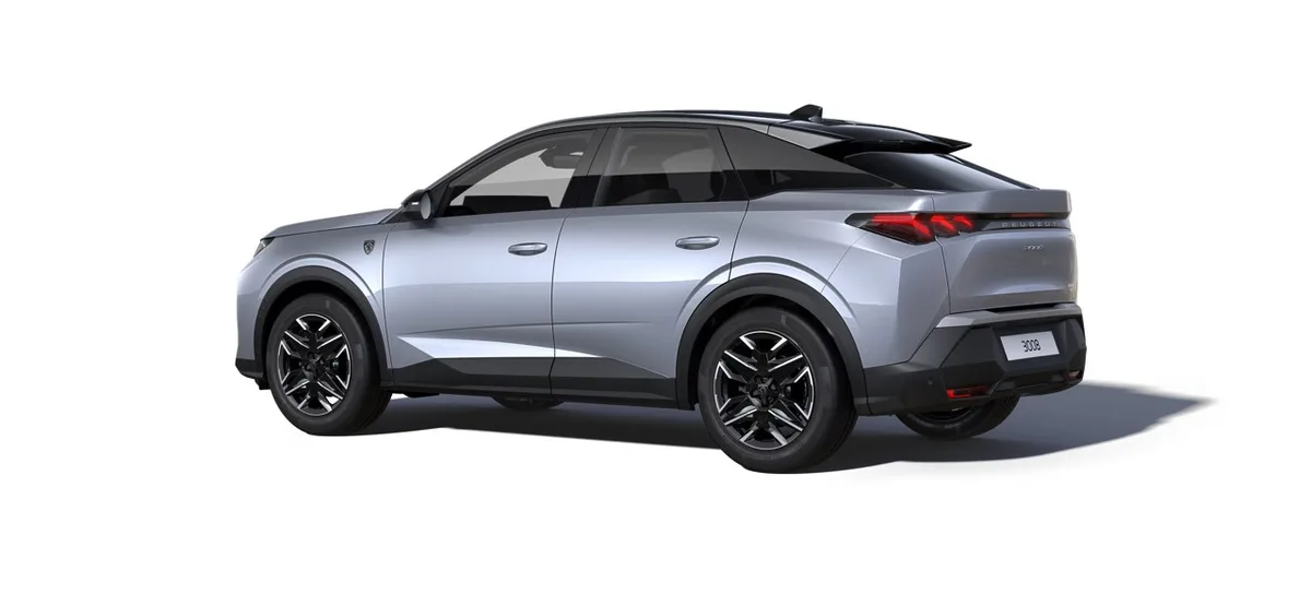 Peugeot Nouveau 3008 GT MHEV Micro Hybride 145ch Sans plomb 5 portes Gris Artense — visuel 4